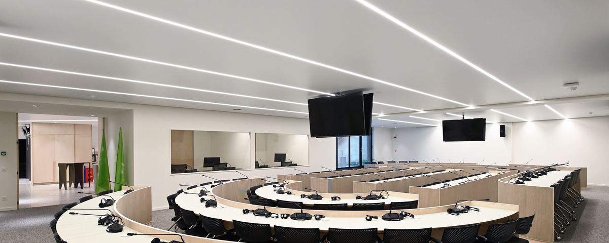 Low-carbon aesthetic air conditioning solutions with energy savings