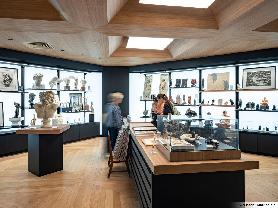 Louvre Museum Store